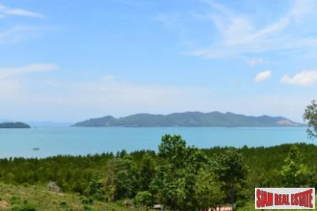 Sloped area of land in Phang Nga with stunning sea views