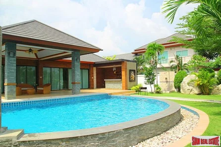 New, Luxury 3-Bedroom Pool Villa in Huay Yai