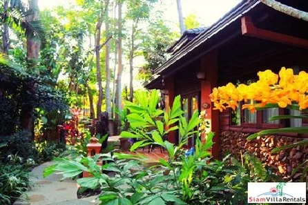 Rustic and Elegant One-Bedroom Villa for Rent in Maenam