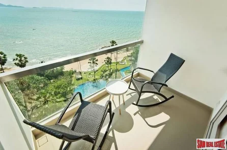 New Luxuriouse Modern Highrise Condo on Wongamat-Absolute Beachfront on Wongamat Beach