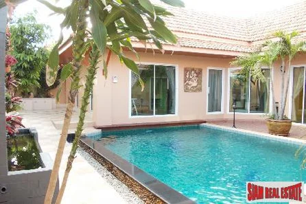 Hight Standard House with Private Pool with Long Term Tennant