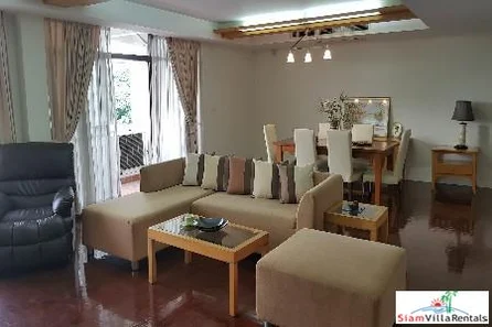 Neo Aree Sukhumvit 26 | Modern Large Three Bedroom Condo for Rent in Khlong Toei