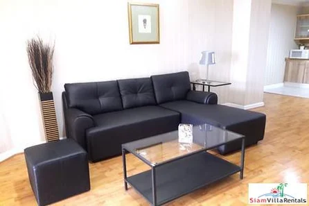 Waterford Diamond | Modern Two Bedroom Condo for Rent Near BTS Phrom Phong