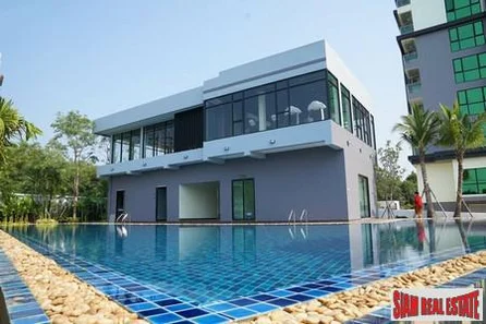 New Luxury High Rise Condo - A Minute from Pattaya Beach for Long Term Rent
