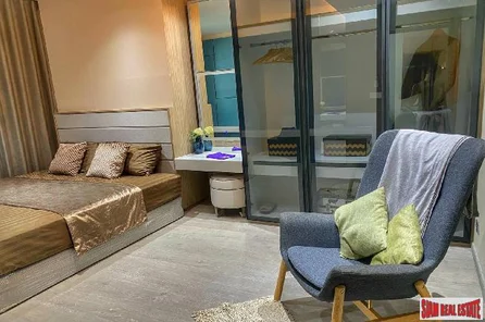 Sky Walk Condo | Elegant Two Bedroom  for Rent in Phra Khanong