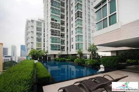 Nusasiri Condominium | Modern Two Bedroom Condo for Rent Connected to BTS Ekkamai on Sukhumvit 42