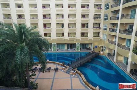 The Condominium Resort Style Surrounding by Huge Lagoon Pool