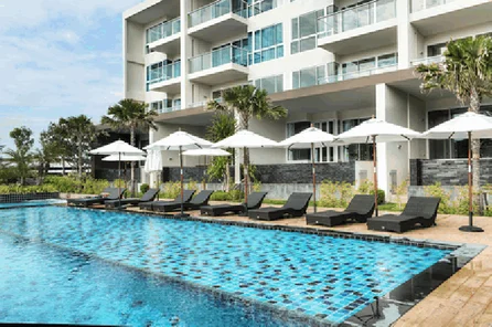 1 Bedroom Beachfront Condominium for short term- Long term Rental