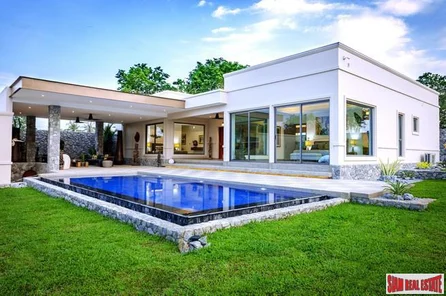 New Project of Stunning Modern 3-5 Bed Luxury Villas - East Pattaya