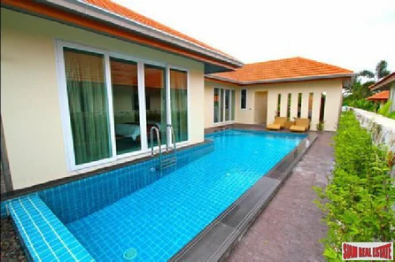 Beautiful 4 bedroom large garden pool villa in a quiet area for sale -East Pattaya