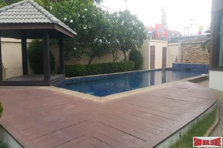 Beautiful 4 bedroom house in a quiet area for sale - East Pattaya 