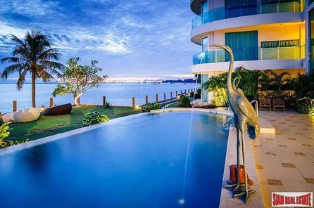 Large Beautiful 1 bedroom condo with beachfront for sale - Banglamung 