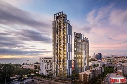 High rise 2 bedroom condo in a convenience area for sale - Pattaya city