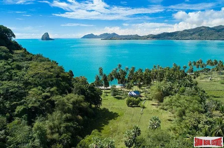 Tropical Beachfront Land Plot in the Picturesque South Koh Yao Noi