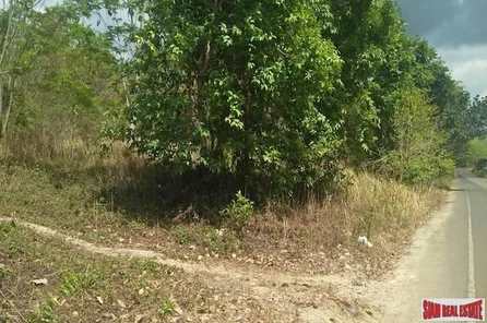 Lush Land Plot for Sale on Hillside with Mountain Views in Nong Thaley, Krabi