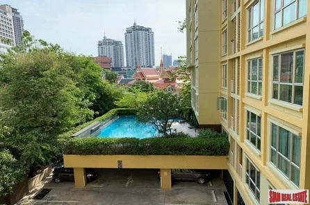 Hive Sukhumvit 65 | Cheerful Pool View One Bedroom Condo for Sale 650 m. from BTS Ekkamai