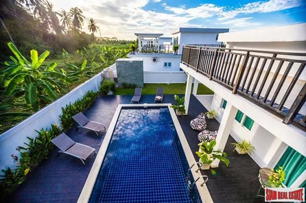 Modern Three Bedroom Pool Villas in New Na Jomtien Development