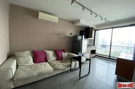The Gallery Condominium | Penthouse 1 Bed 35 Sqm Fully Furnished unit on the 24th Floor at Sukhumvit 107, BTS Bearing