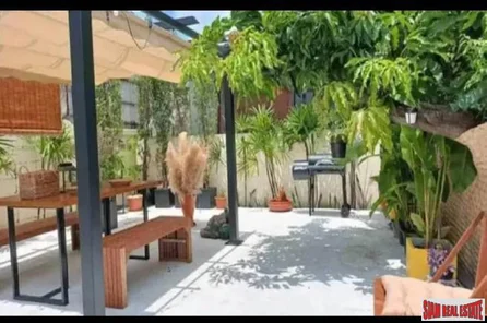 Single Storey, Two Bedroom House for Rent Near Chidlom Alley - Pet Friendly
