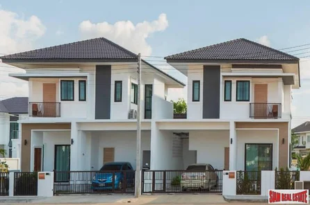 New Three Bedroom Twin Homes for Sale in San Sai Noi, Chiang Mai