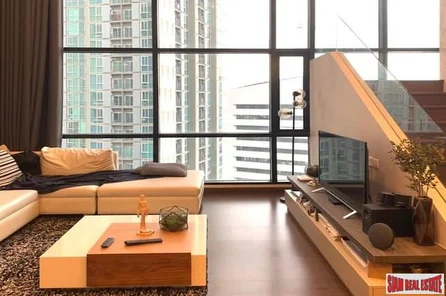 Ivy Ampio Condominium | Elegant Three Bedroom Duplex for Sale on Fantastic Ratchadapisek Road 