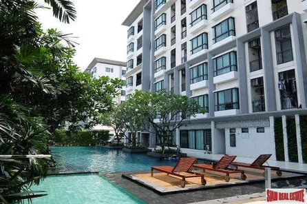 D65 | Comfortable Studio Condo in a Low Rise Building for Sale in Ekkamai