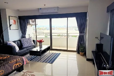 Large 60sq.m Studio with huge Balcony in the heart of Pattaya