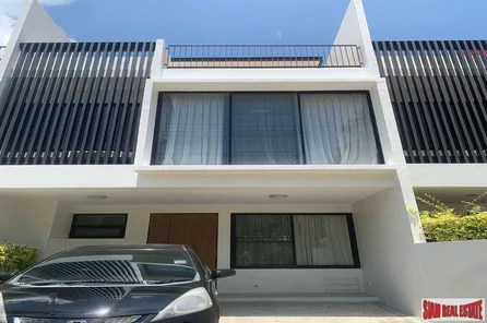 Laguna Park Townhouse | Three Bedroom, Three Storey Townhouse for Rent in an Tranquil Area of Laguna - Pet Friendly
