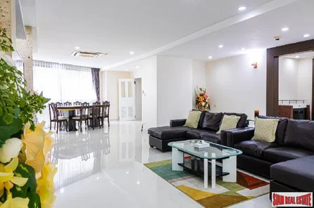 President Park Condominiums in Sukhumvit 24 | 3 Bedrooms and 3 Bathrooms in Phrom Phong Area of Bangkok
