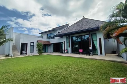 Wings Hall 49 : 3-Bed, 3-Bath Villa for Sale in Cherngtalay, Phuket