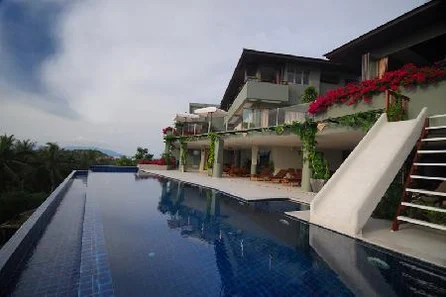 Large Luxury Family Villa Over Looking the Ocean, Choengmon, Koh Samui