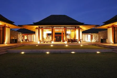 Jivana - Jia | Four Bedroom Beachfront Villa for Holiday Rental in Natai Beach, Phang Nga