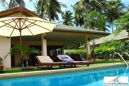 Holiday Pool Villas with Four Bedrooms in Bophut, Koh Samui