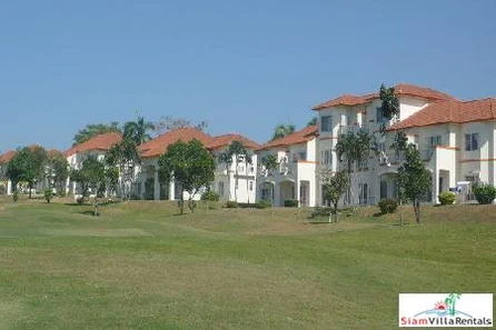 3 to 5 Bedroomed Properties Located On Golf Course For Long Term Rent - Sriracha