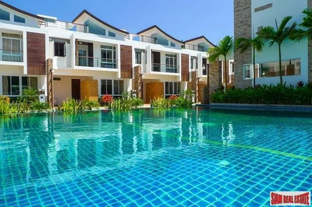 New Three-Bedroom Townhomes with Jacuzzi Roof Terraces in Rawai