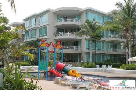 3 Bedrooms condominium with the direct access to the swimming pool for rent.