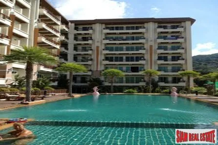 Phuket Villa Patong Condo | Bright & Airy One Bedroom Condo in Central Patong with Communal Pool