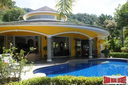 Impressive Tropical-Modern Two-Bedroom Pool Villa in Kathu