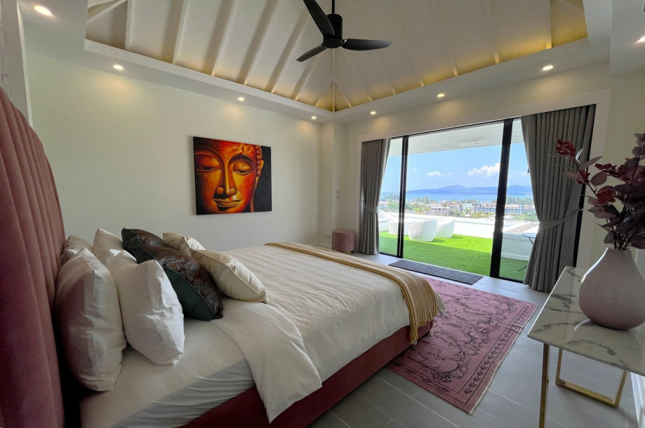 Magnificent 5-Bedroom Villa with Spectacular Sea Views for Sale in Choeng Thale, Phuket-45