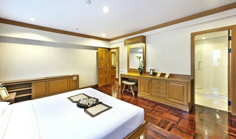 Centrepoint Residence Phromphong | 265 sqm. and 3 bedrooms, 3 bathrooms-11