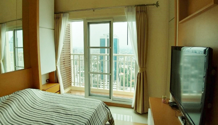59 Heritage | Loft Style Corner Duplex Penthouse with Fantastic City Views on Sukhumvit 59-4