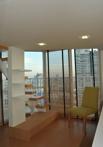 59 Heritage | Loft Style Corner Duplex Penthouse with Fantastic City Views on Sukhumvit 59-14