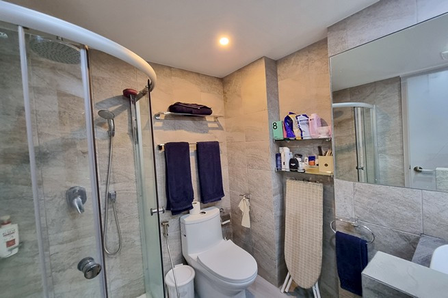 30.4 SQM Modern Studio Apartment with City View for Sale in Chalong, Phuket-19