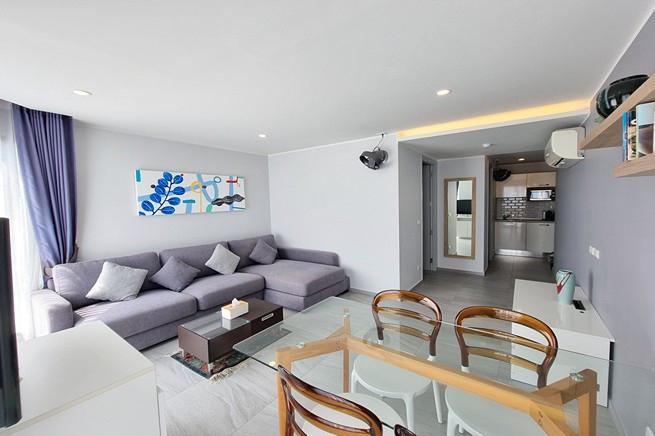 Modern 1-Bed 1-Bath 38 SQM Condo with Seaview in Chalong, Phuket-3
