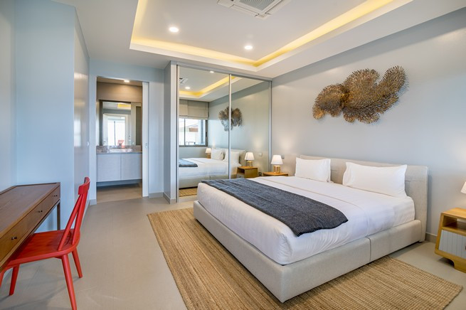 Paradise Found in Sea view Condominium 1 Bed 2 Bath in Surin Phuket-3