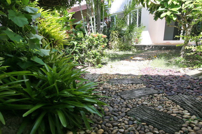 Lush greenery surrounding this 3 bedroom lovely home-22