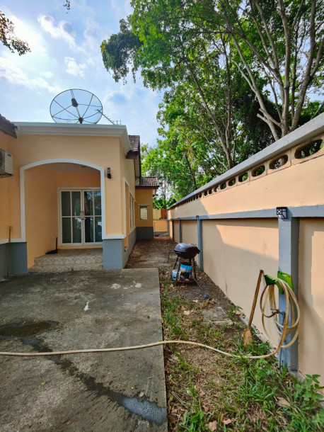 Sinsuk Thanee Village 2 bedroom semi-detach house for rent-11