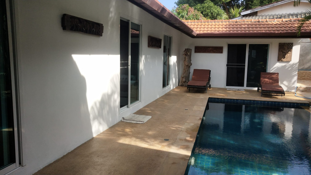 Bright and Cheerful Three Bedroom House with Private Pool in Rawai-15