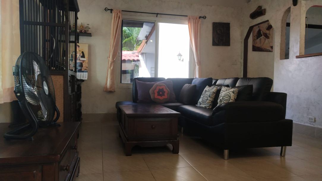 Bright and Cheerful Three Bedroom House with Private Pool in Rawai-6