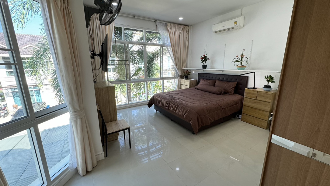 Saiyuan Med Villa 3 bedroom pool villa for rent-8